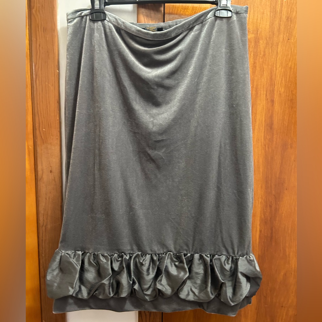 Grace Elements Velvet Skirt With Ruffle Hem